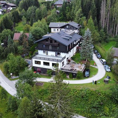 Blue Mountain Hotel Африц Экстерьер фото