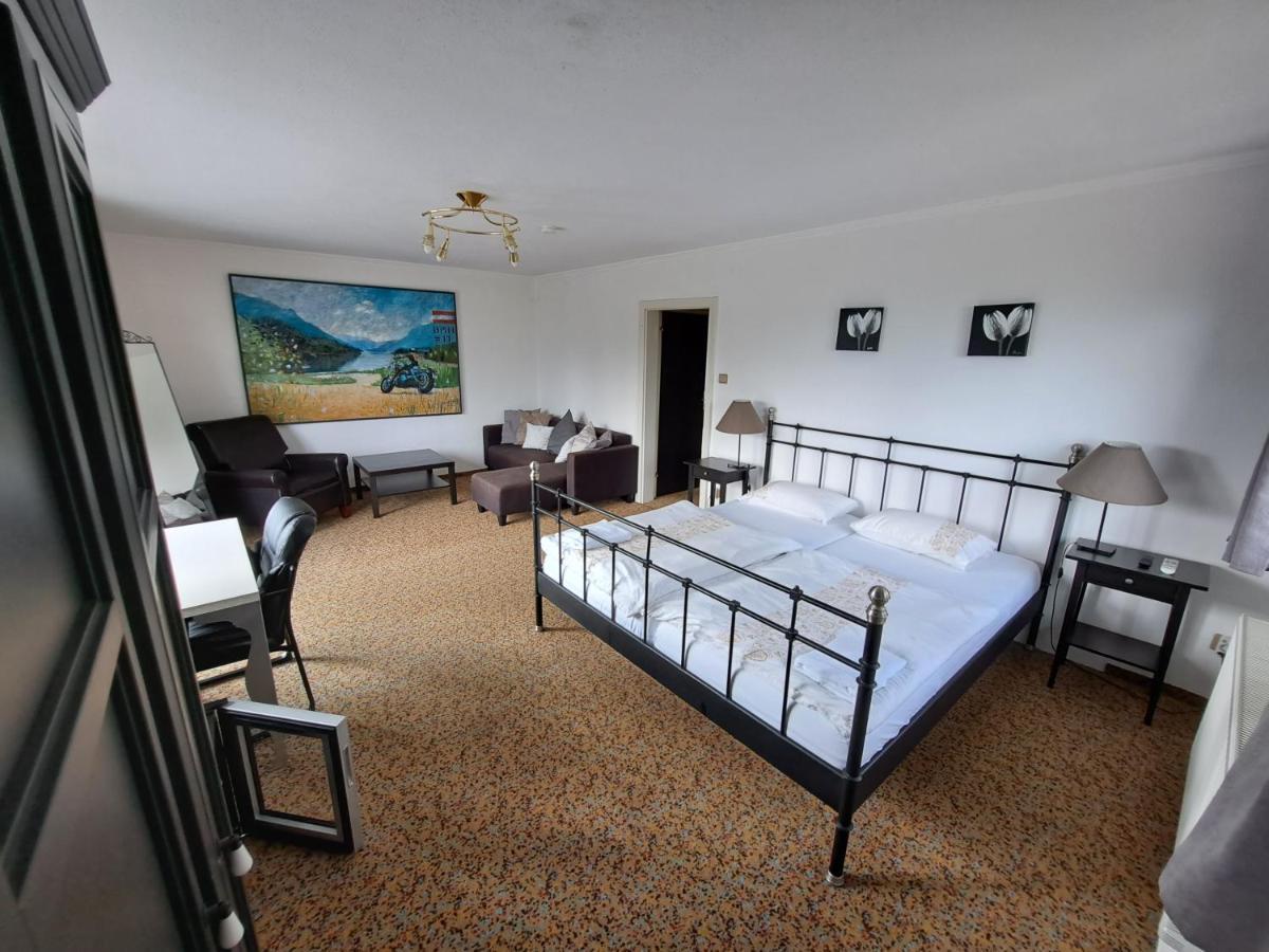 Blue Mountain Hotel Африц Экстерьер фото
