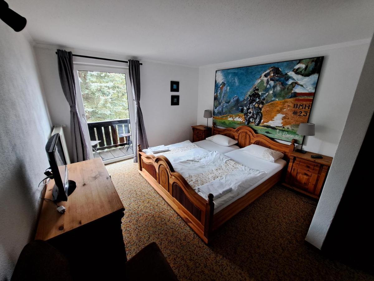 Blue Mountain Hotel Африц Экстерьер фото