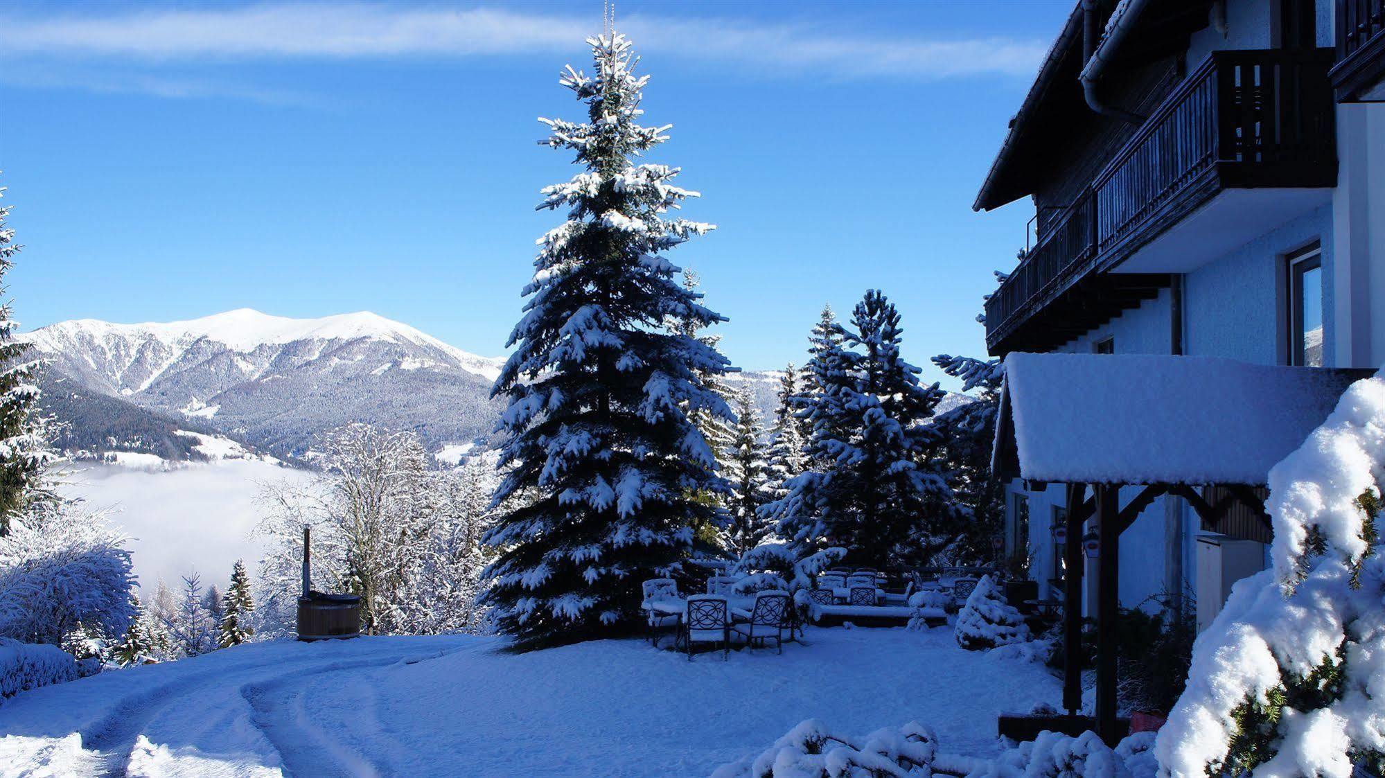 Blue Mountain Hotel Африц Экстерьер фото